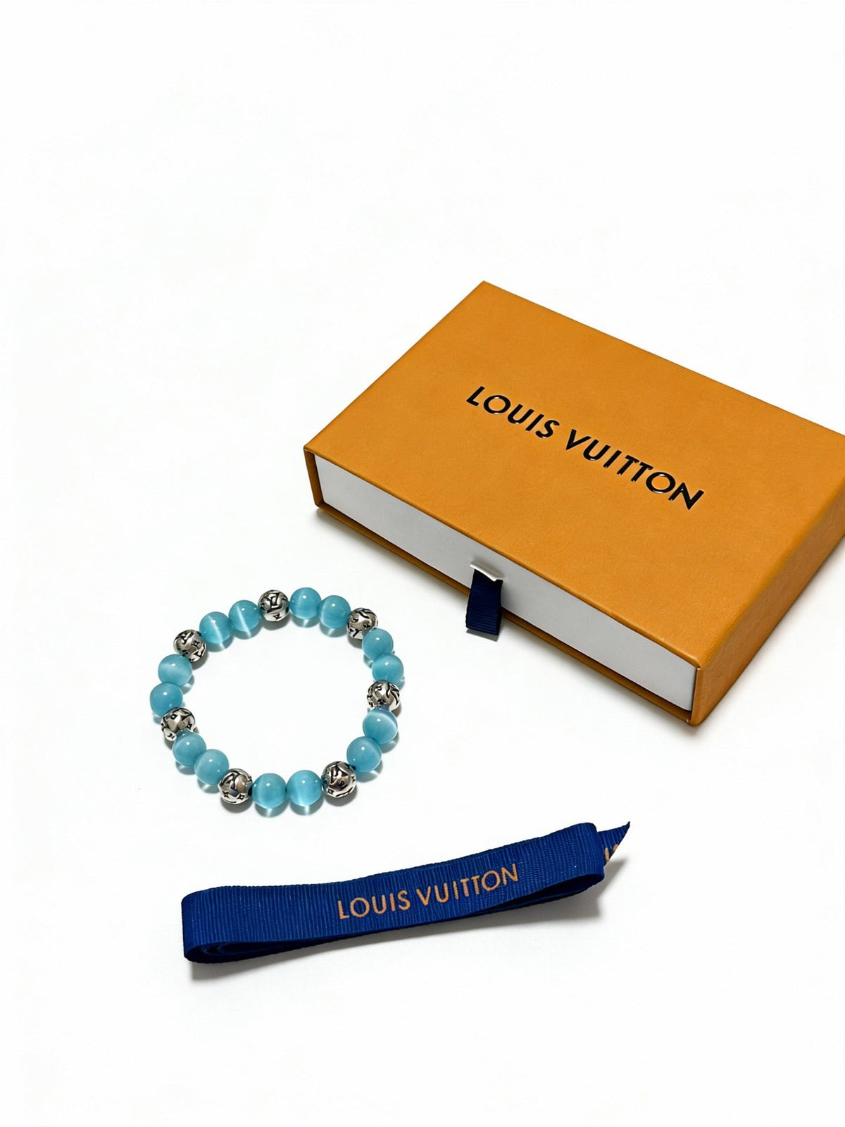 Martin Graham bracelet in polished metal-tone – side detail