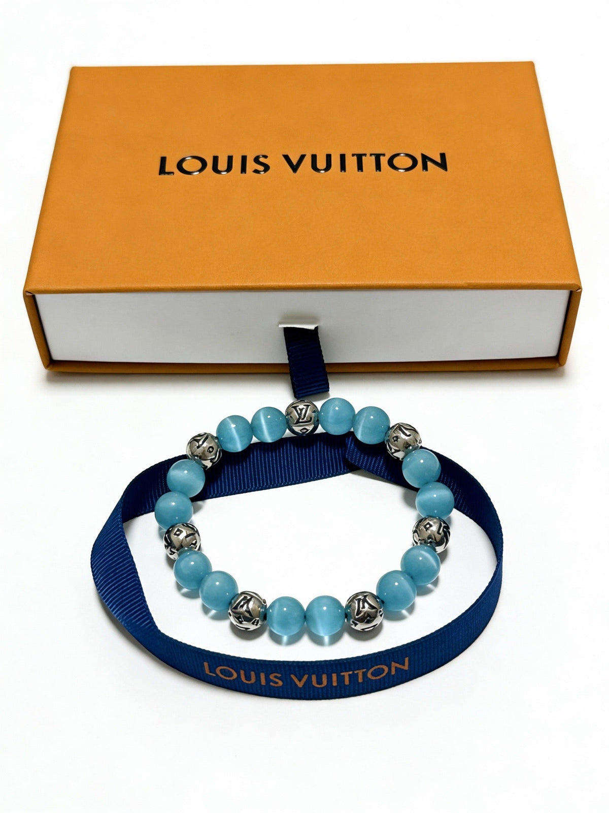 Martin Graham bracelet in polished metal-tone – detail view