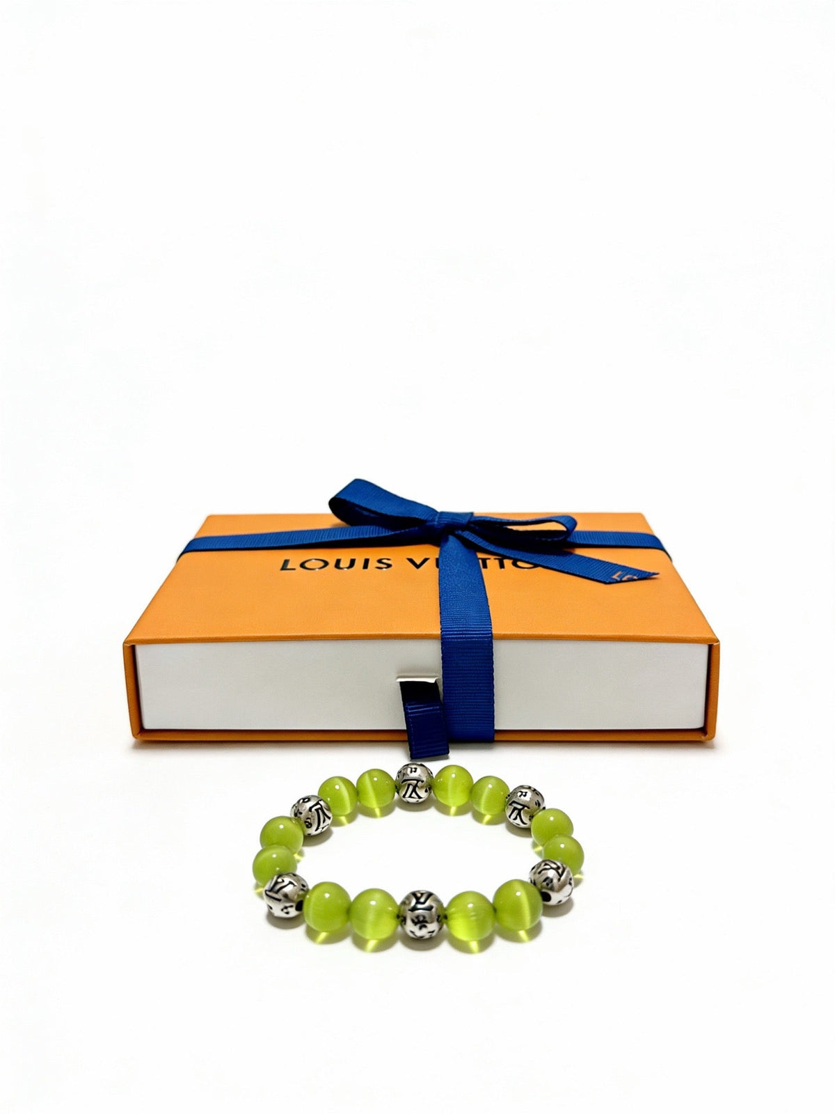 Martin Graham bracelet in polished metal-tone – side detail