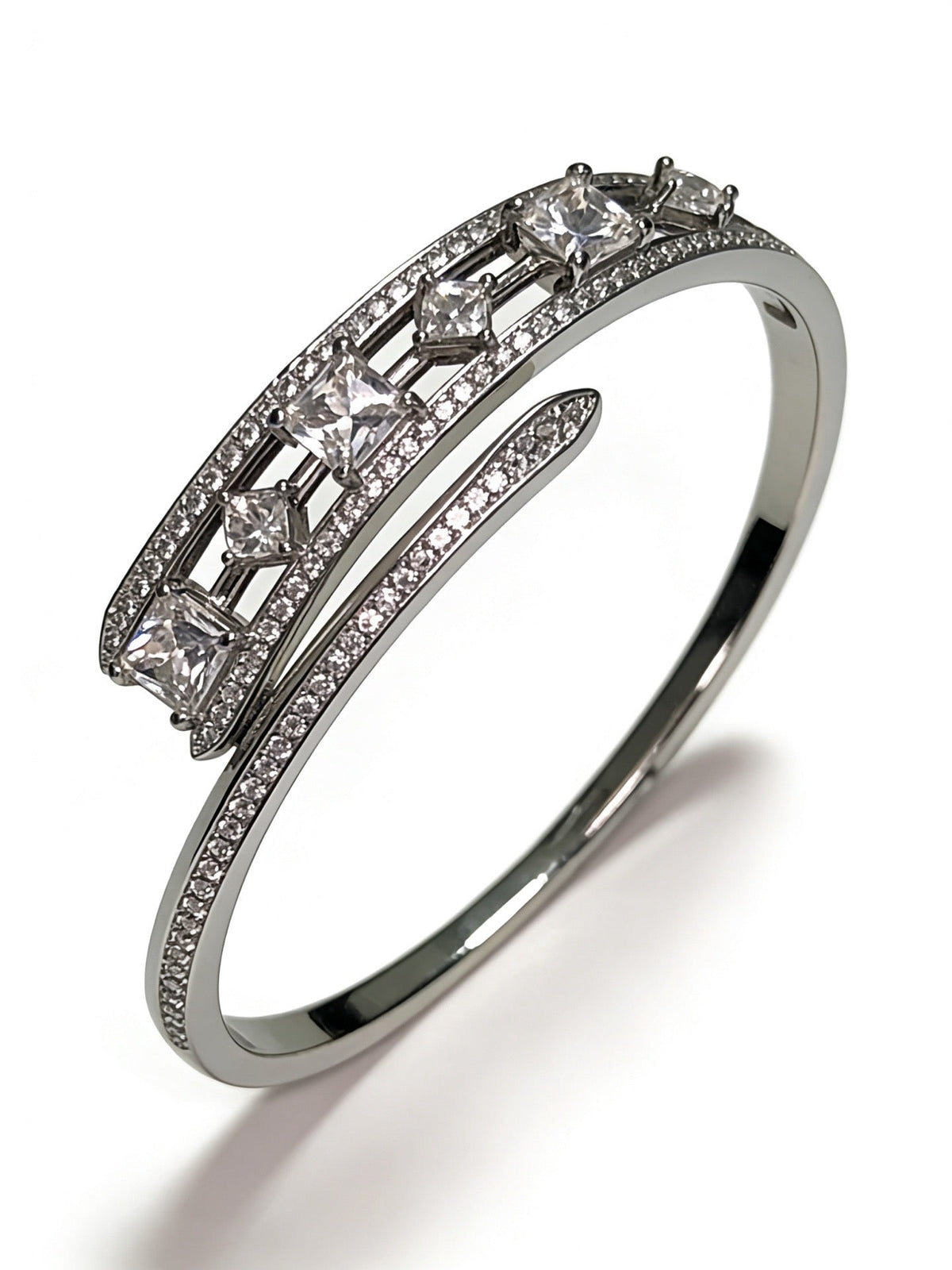 Martin Graham bracelet in polished metal-tone – main product view