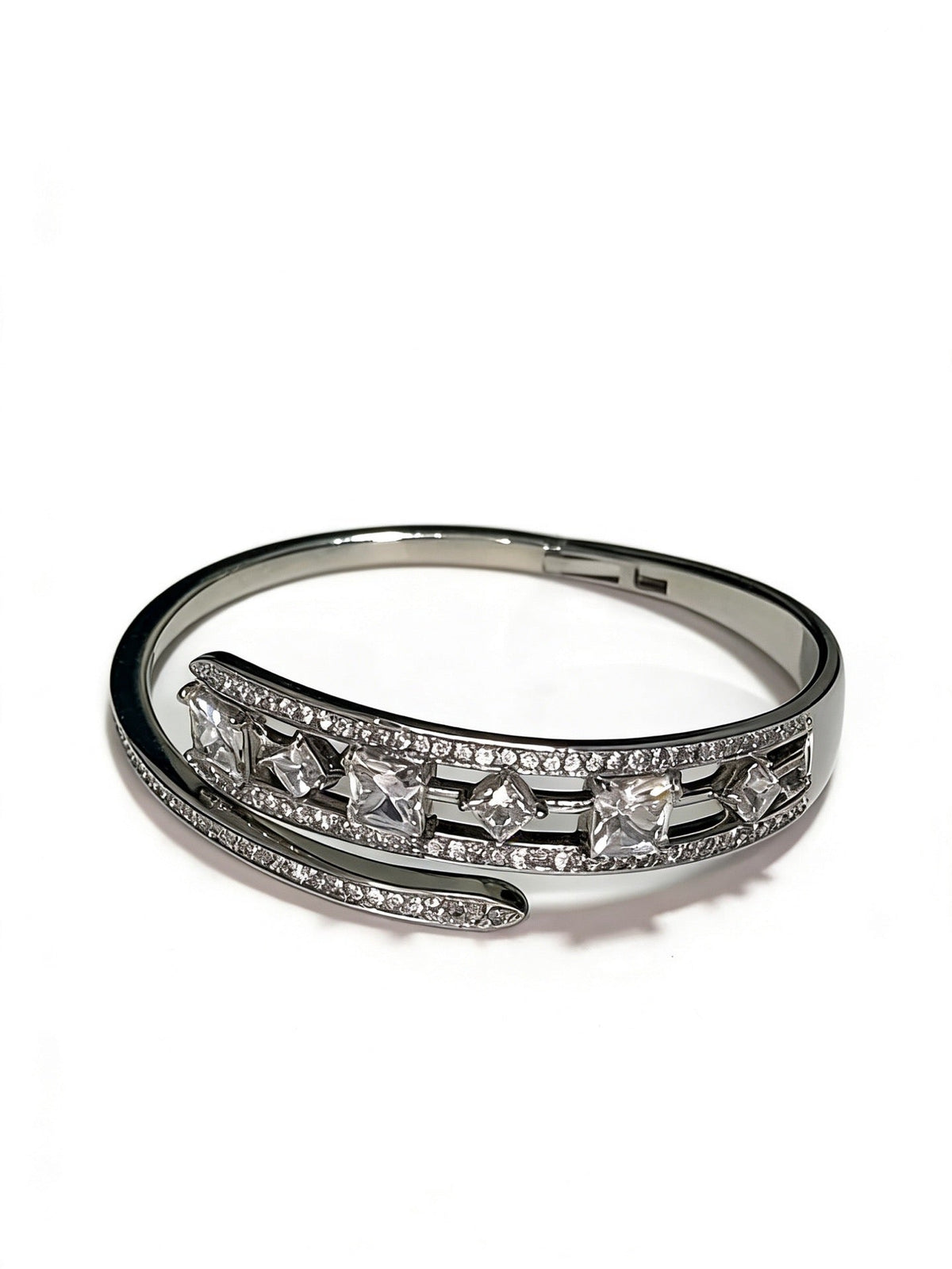 Martin Graham bracelet in polished metal-tone – front view