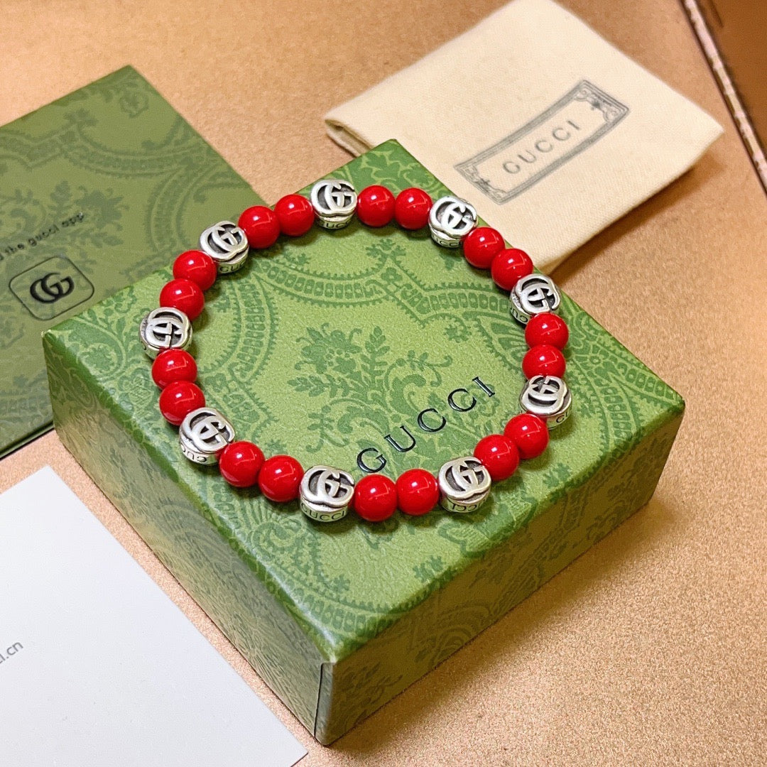 Martin Graham bracelet in polished metal-tone – side detail