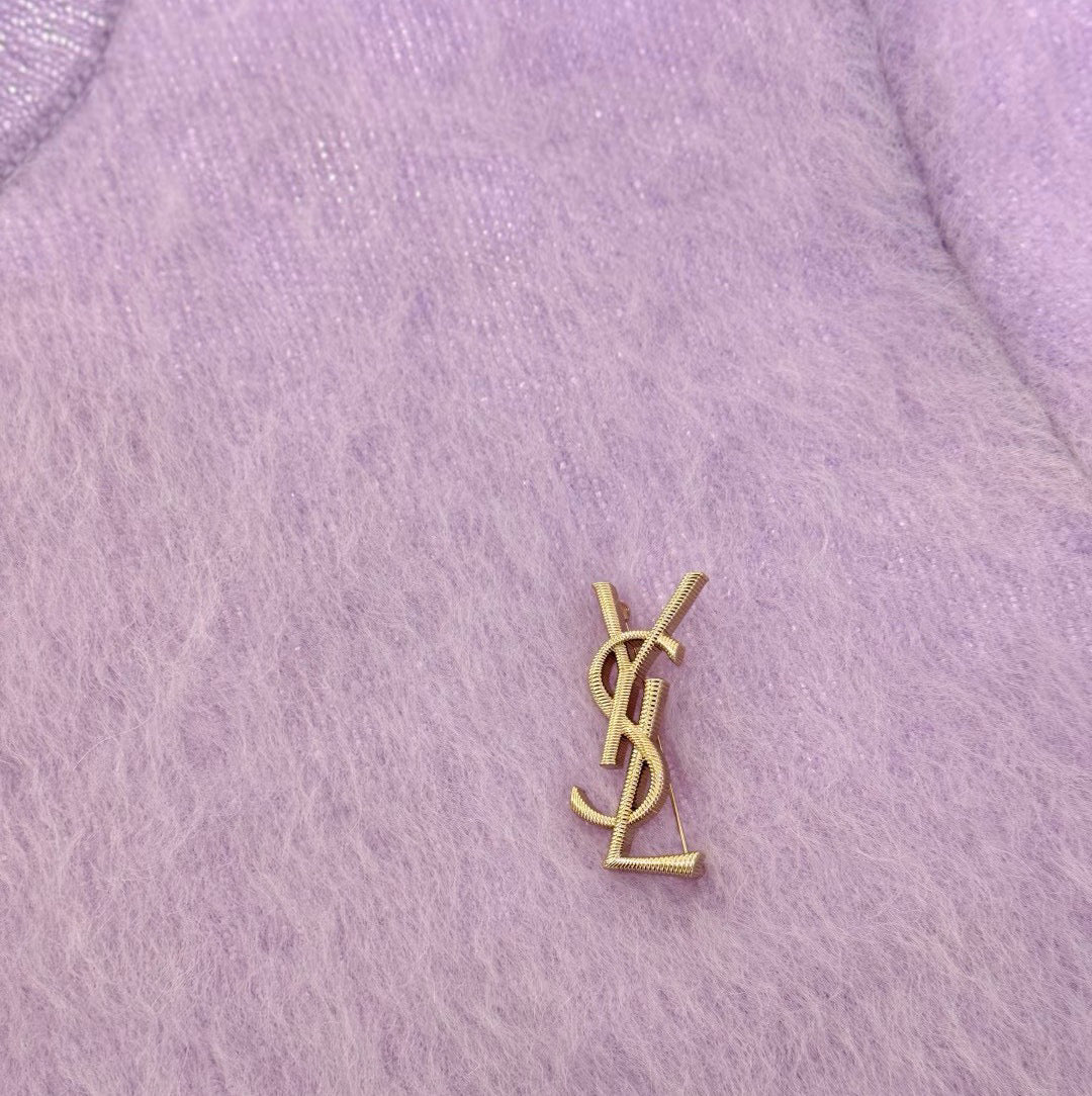 Martin Graham brooch in polished metal-tone – side detail