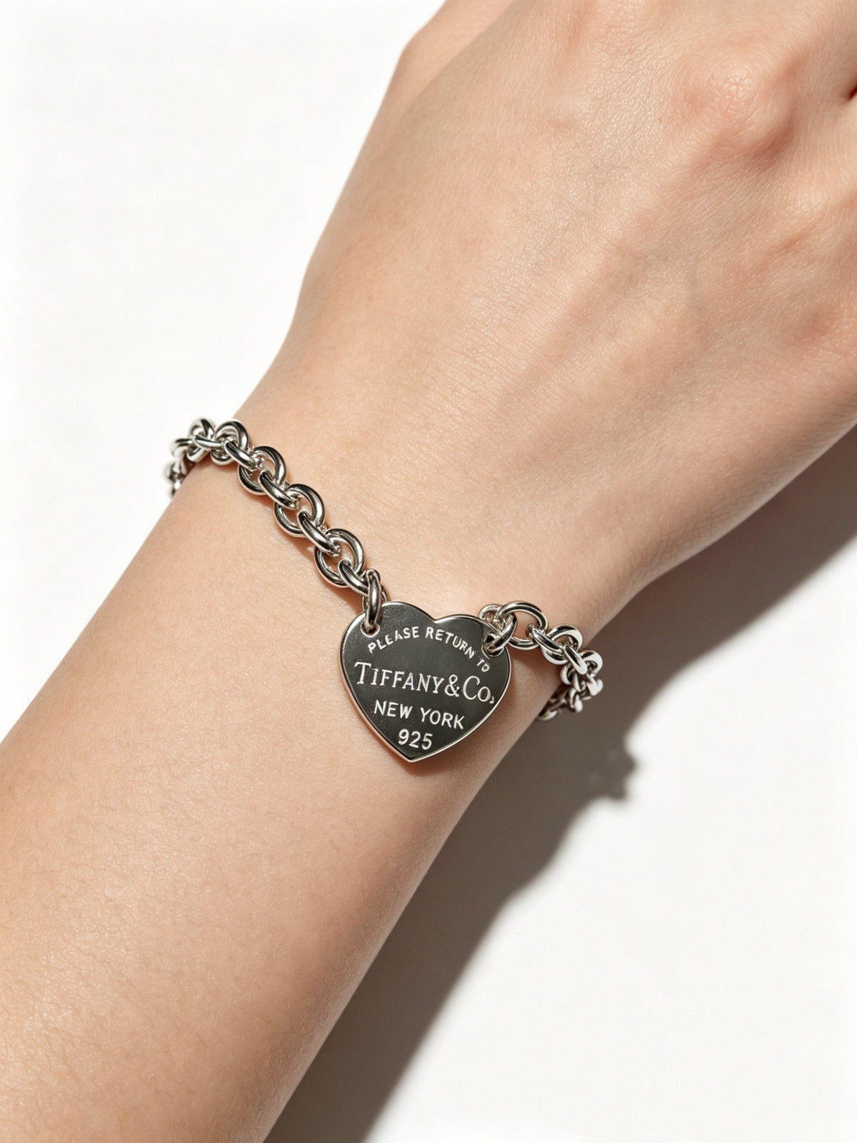 Martin Graham bracelet in polished metal-tone – close-up detail
