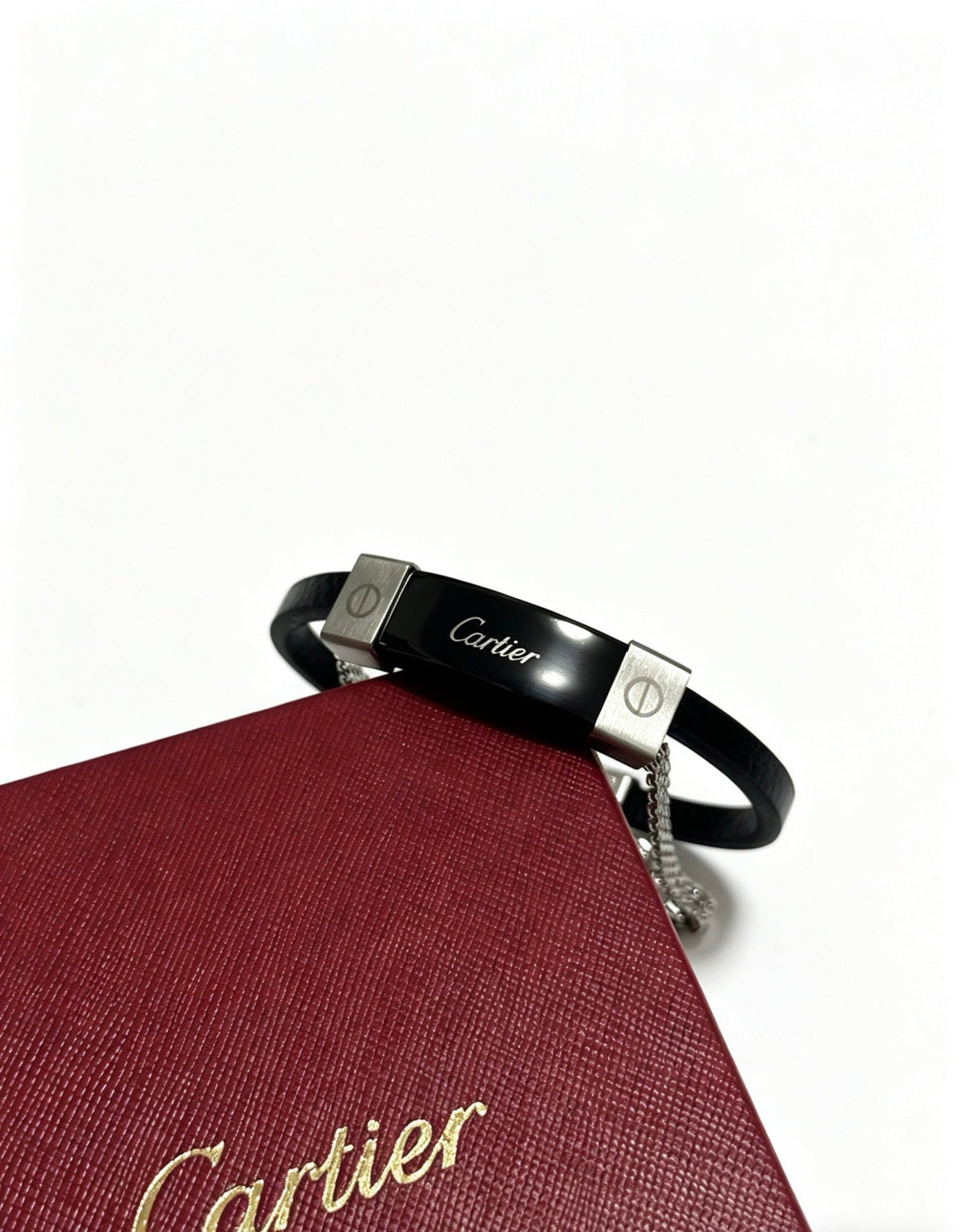 Martin Graham bracelet in polished metal-tone – detail view