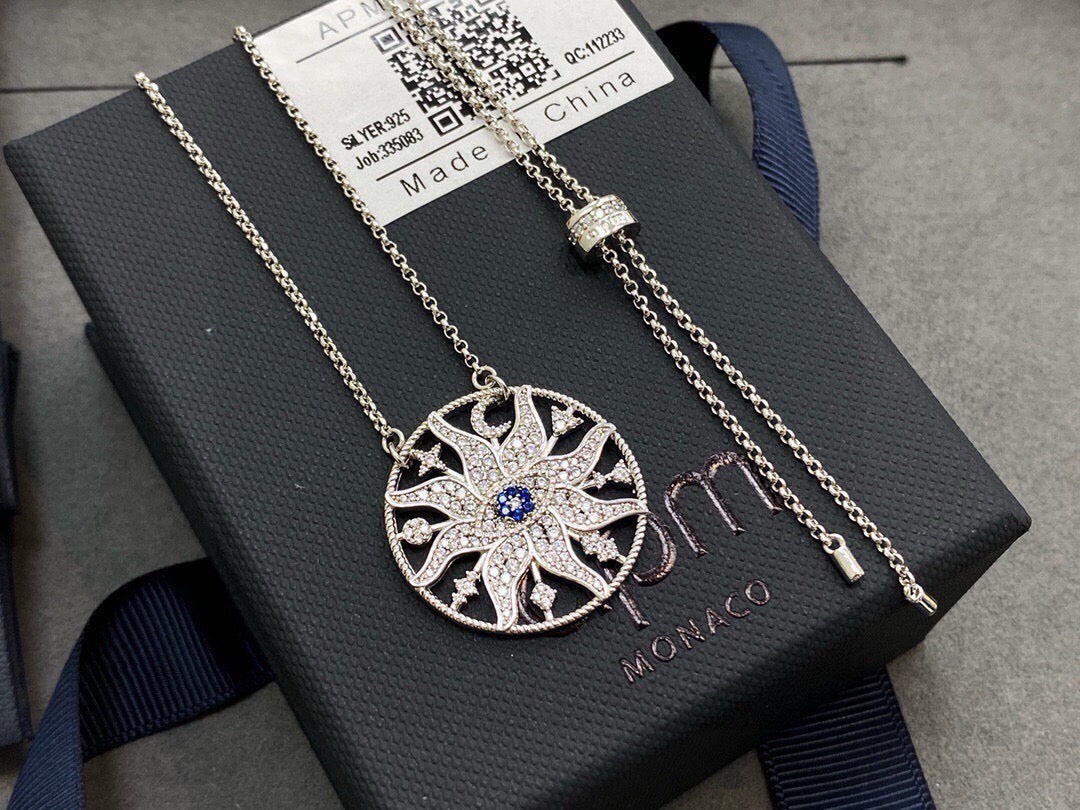 Martin Graham pendant necklace in polished metal-tone – close-up detail
