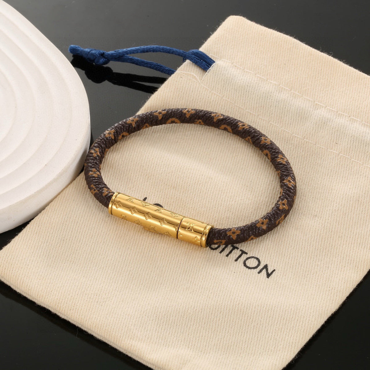 Martin Graham bracelet in polished metal-tone – main product view
