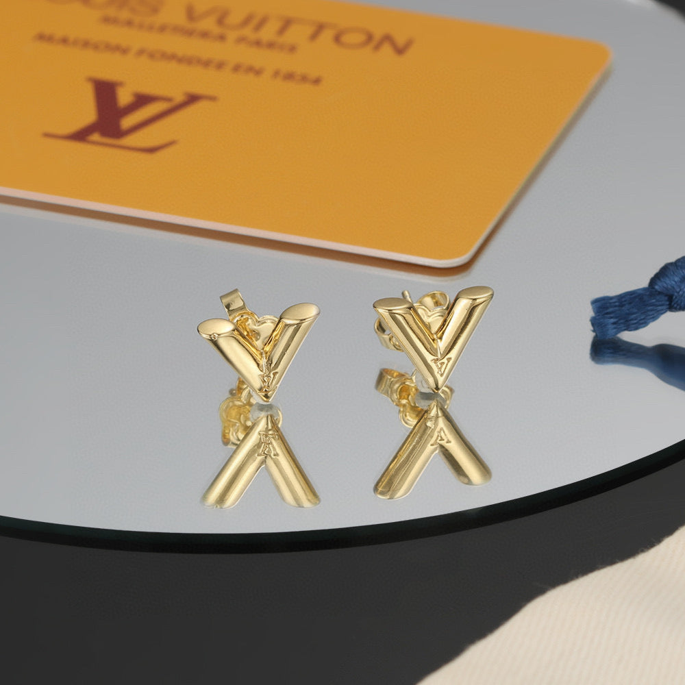 Martin Graham stud earrings in polished metal-tone – detail view