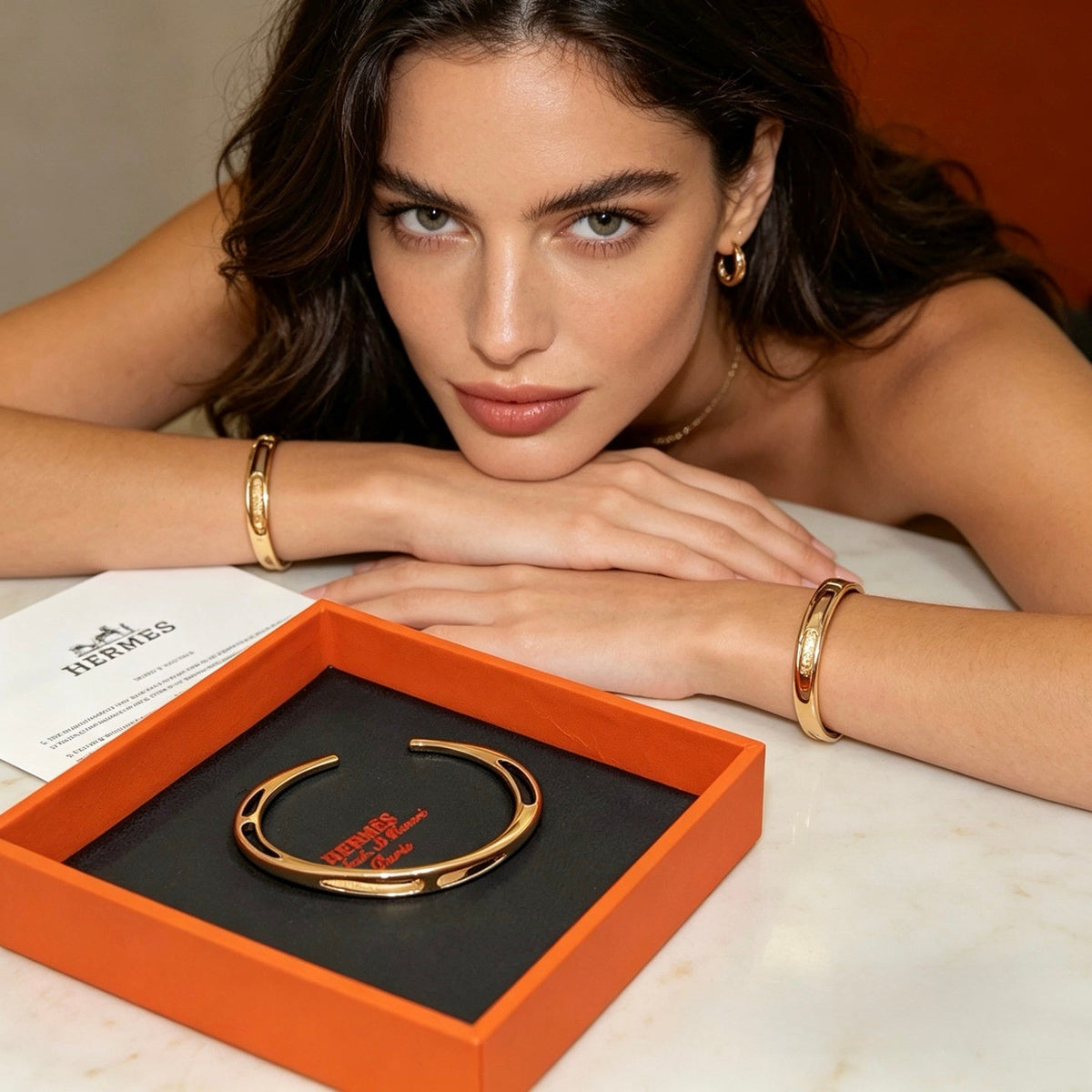 Martin Graham bangle in polished metal-tone – detail view