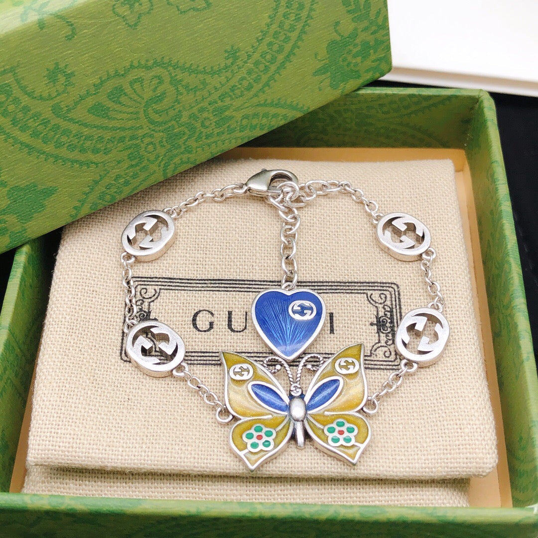 Martin Graham bracelet in polished metal-tone – close-up detail