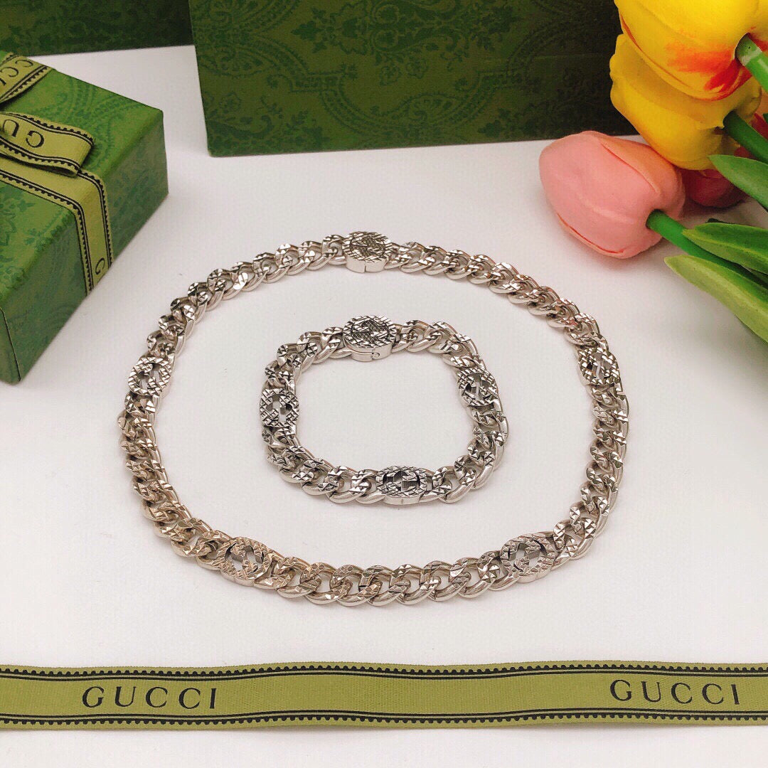 Martin Graham bracelet in polished metal-tone – front product view