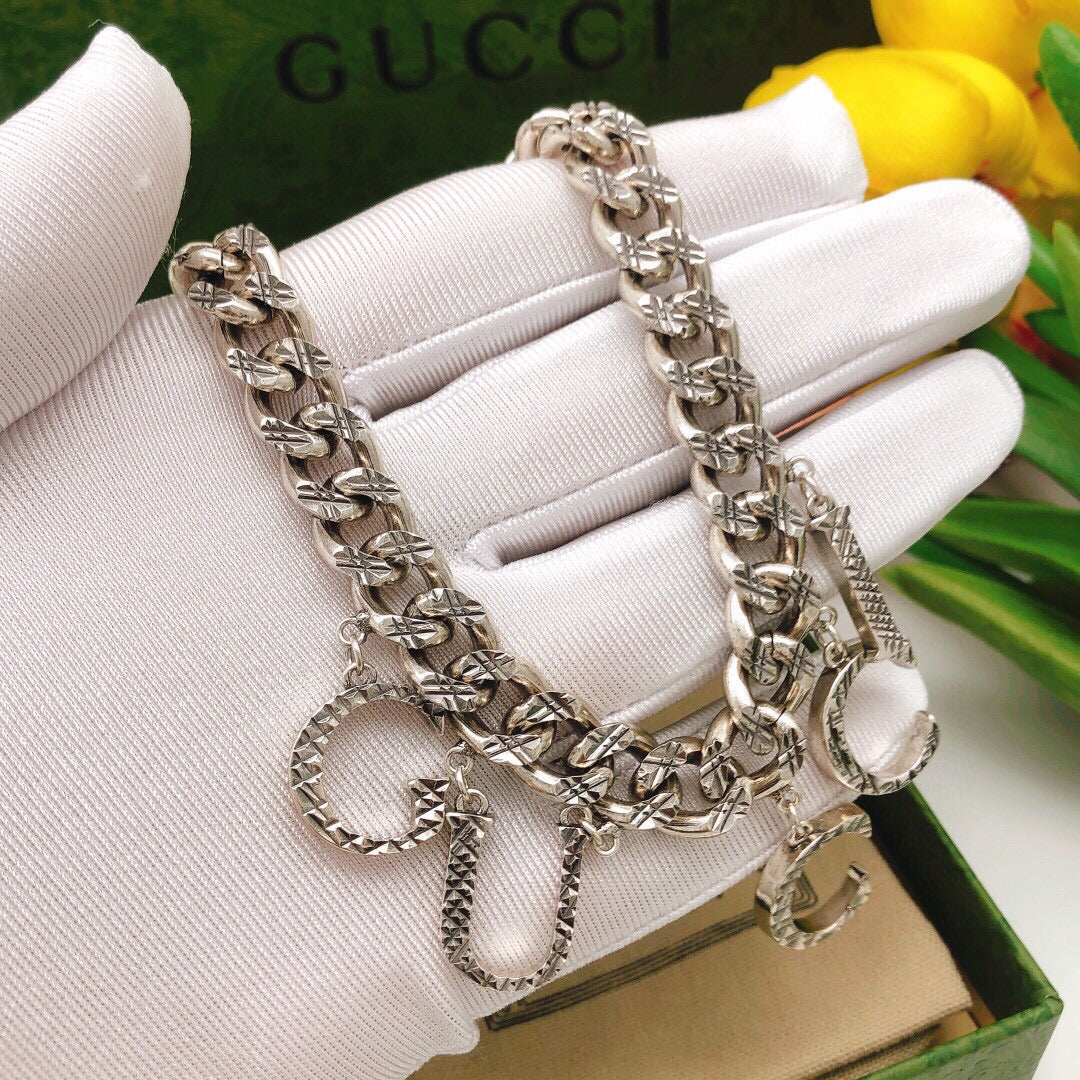 Martin Graham bracelet in polished metal-tone – side detail