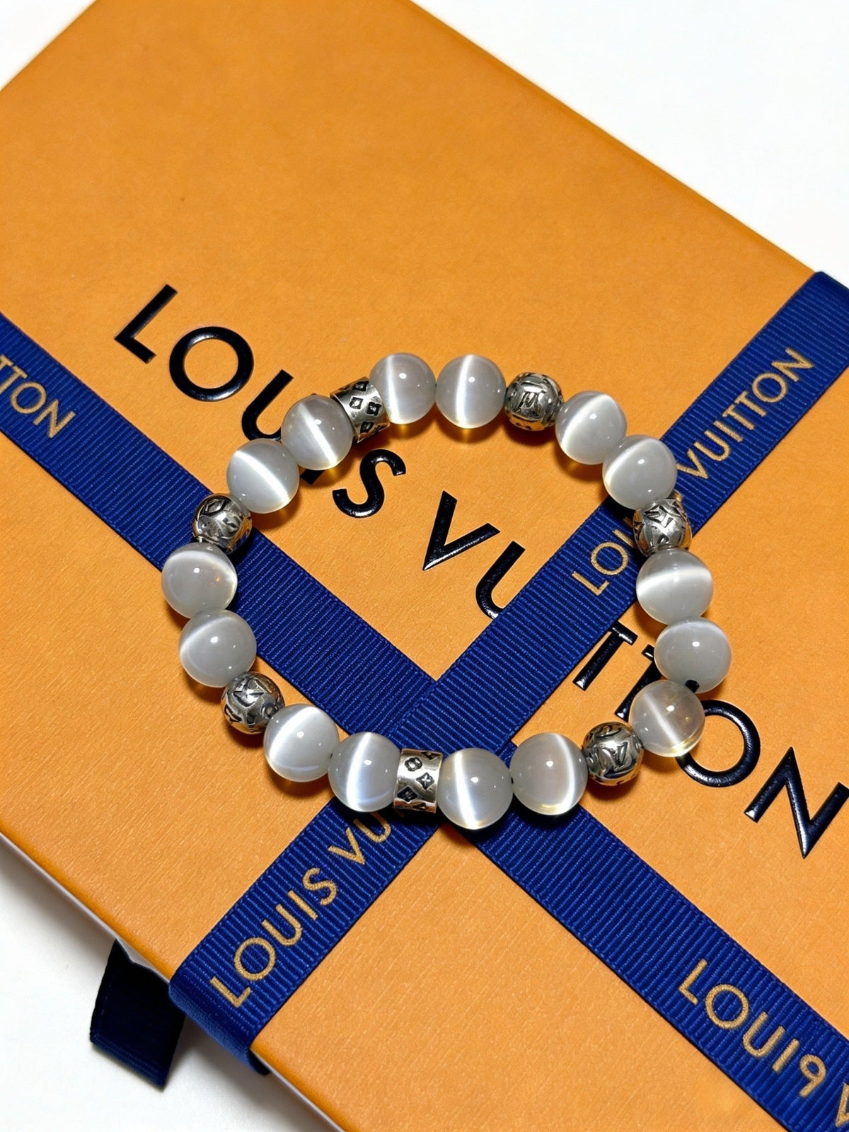 Martin Graham bracelet in polished metal-tone – front product view