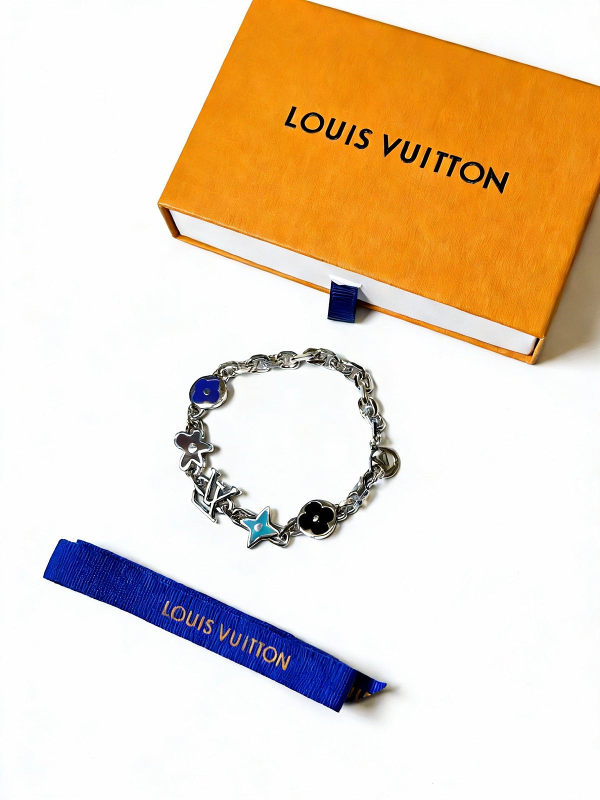 Martin Graham bracelet in polished metal-tone – styled product view