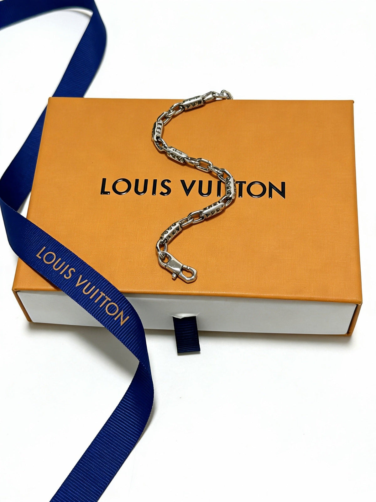 Martin Graham bracelet in polished metal-tone – front product view