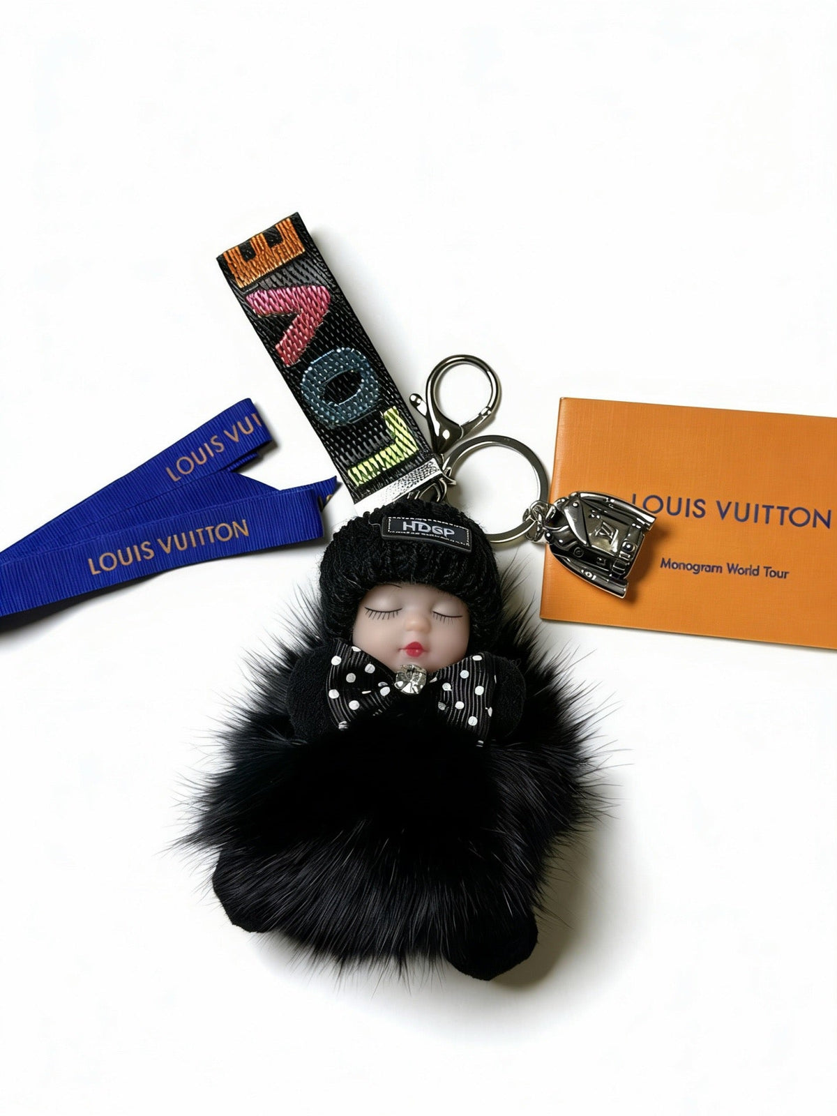 Martin Graham keychain in polished metal-tone – side detail