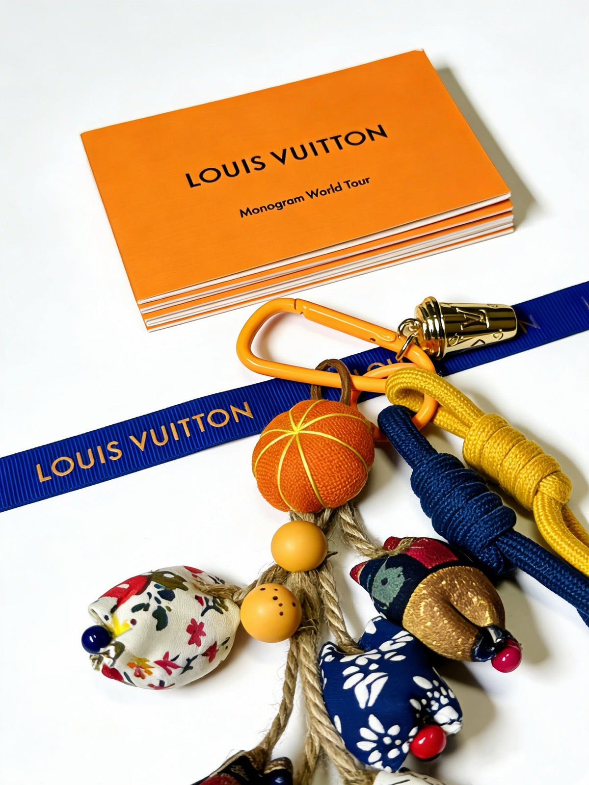 Martin Graham keychain in polished metal-tone – detail view