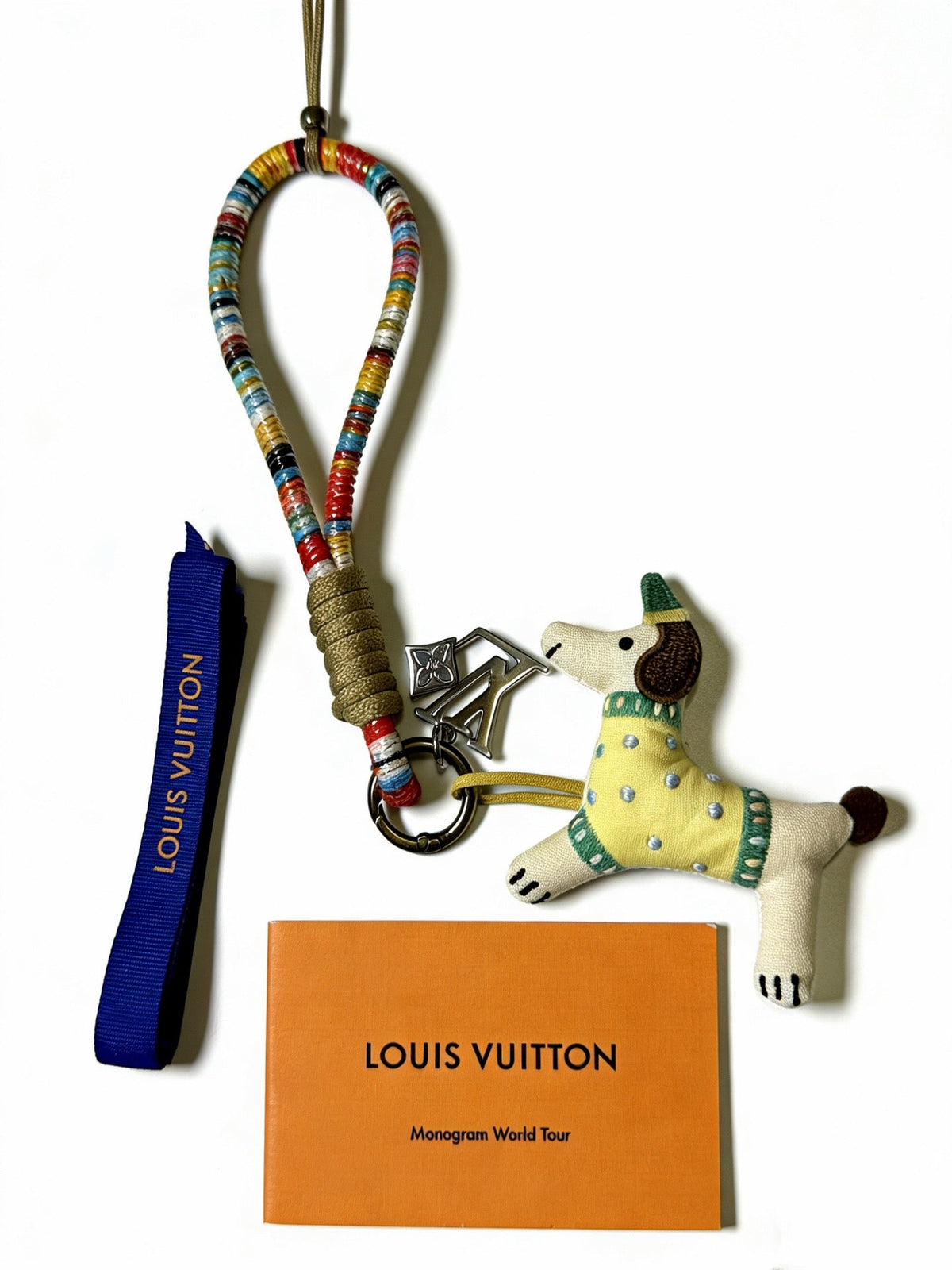 Martin Graham keychain in polished metal-tone – side detail