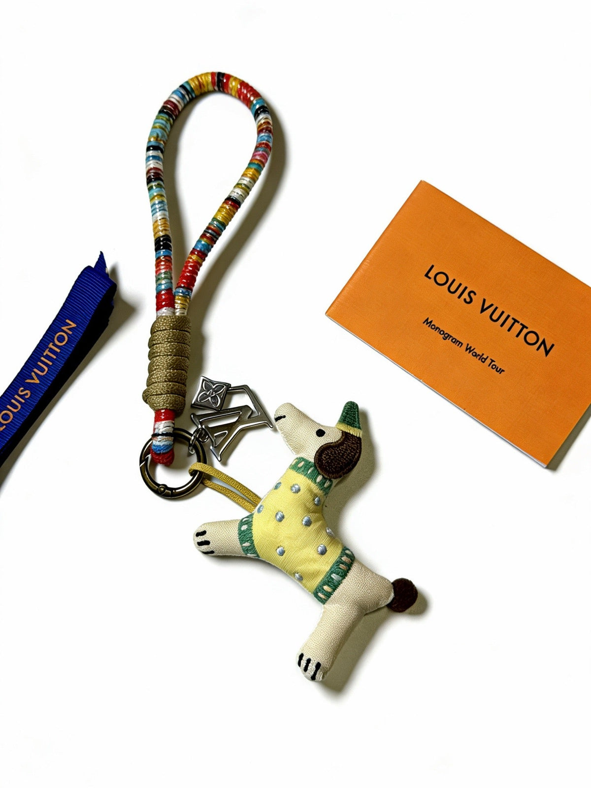 Martin Graham keychain in polished metal-tone – detail view