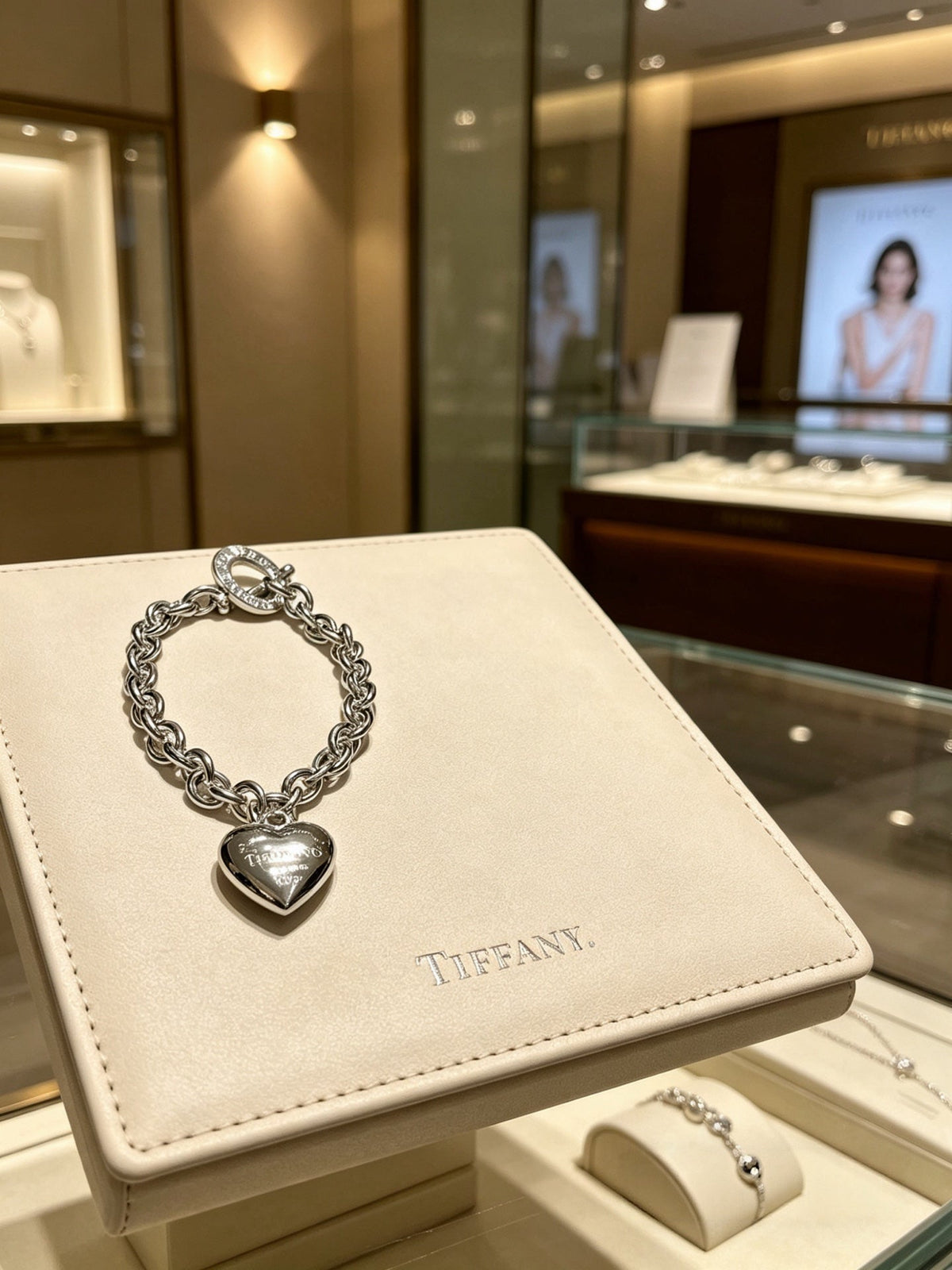 Martin Graham bracelet in polished metal-tone – front product view