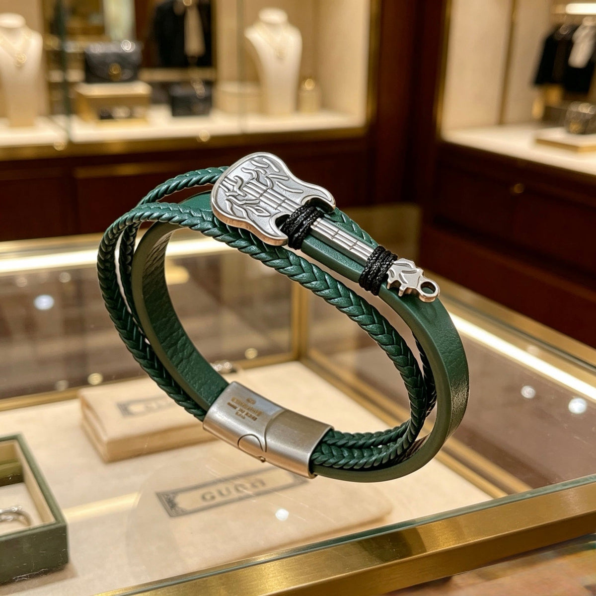 Martin Graham bangle in polished metal-tone – side detail