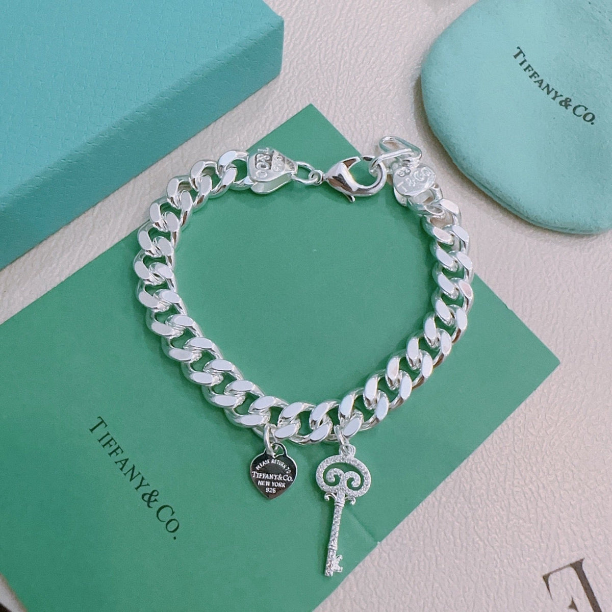 Martin Graham bracelet in polished metal-tone – front product view