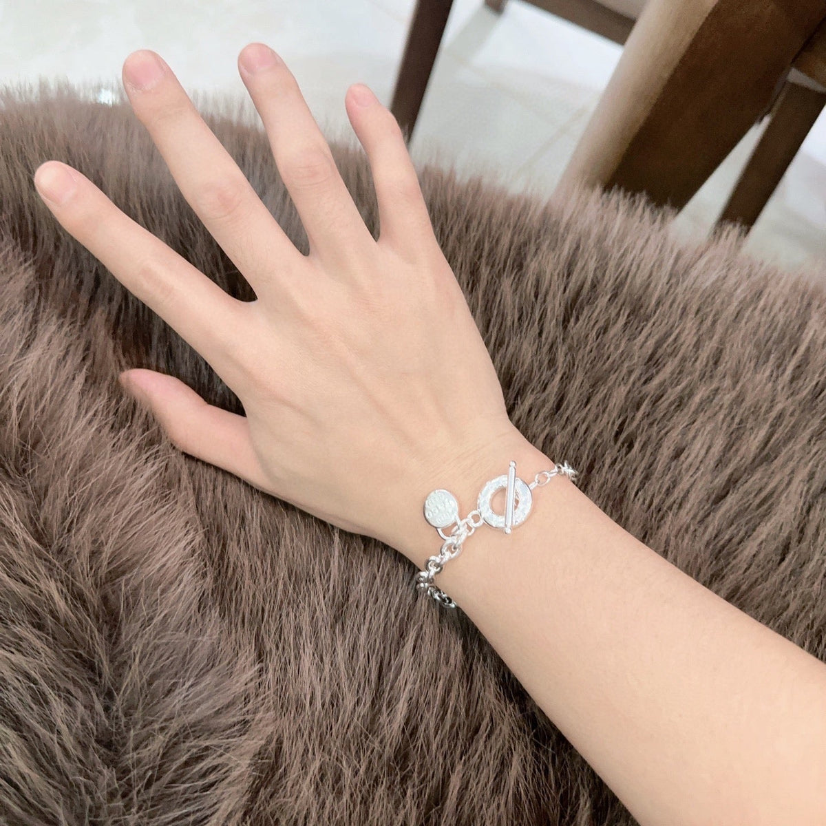 Martin Graham bracelet in polished metal-tone – side detail
