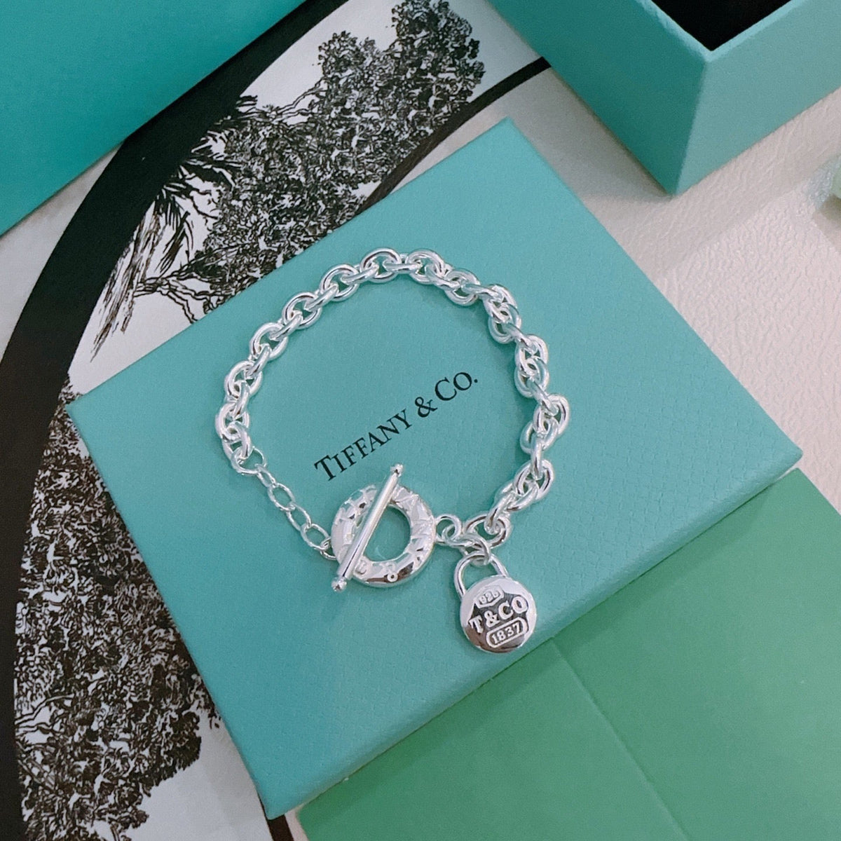 Martin Graham bracelet in polished metal-tone – front product view