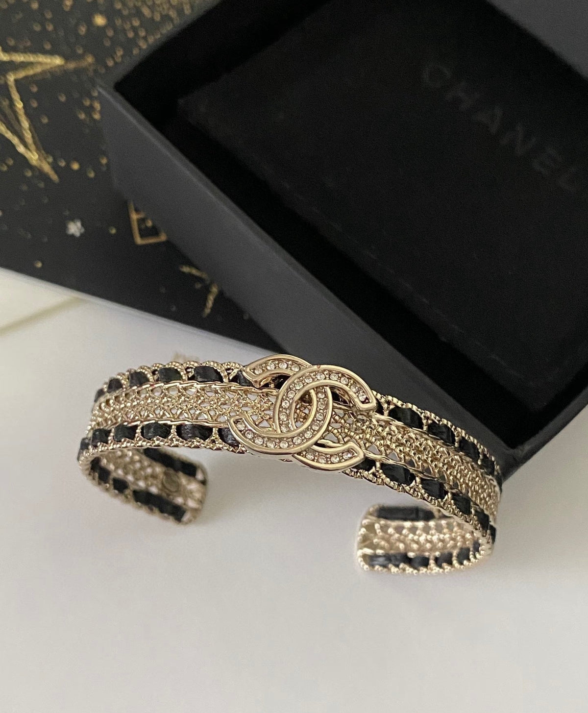 Martin Graham bangle in polished metal-tone – front product view