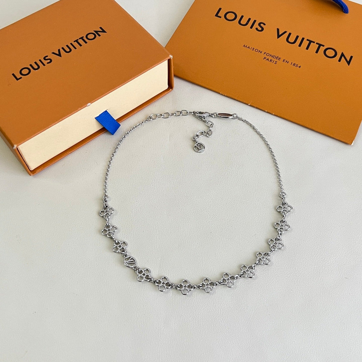 Martin Graham pendant necklace in polished metal-tone – front product view
