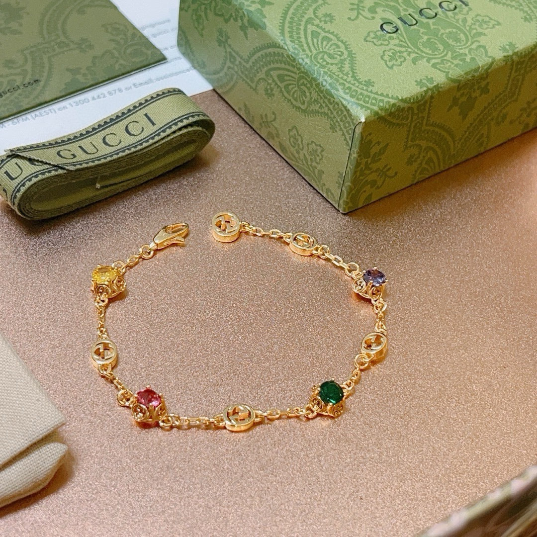 Martin Graham bracelet in polished metal-tone – detail view