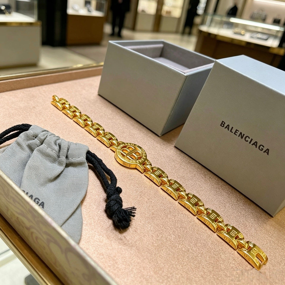 Martin Graham bracelet in polished metal-tone – front product view