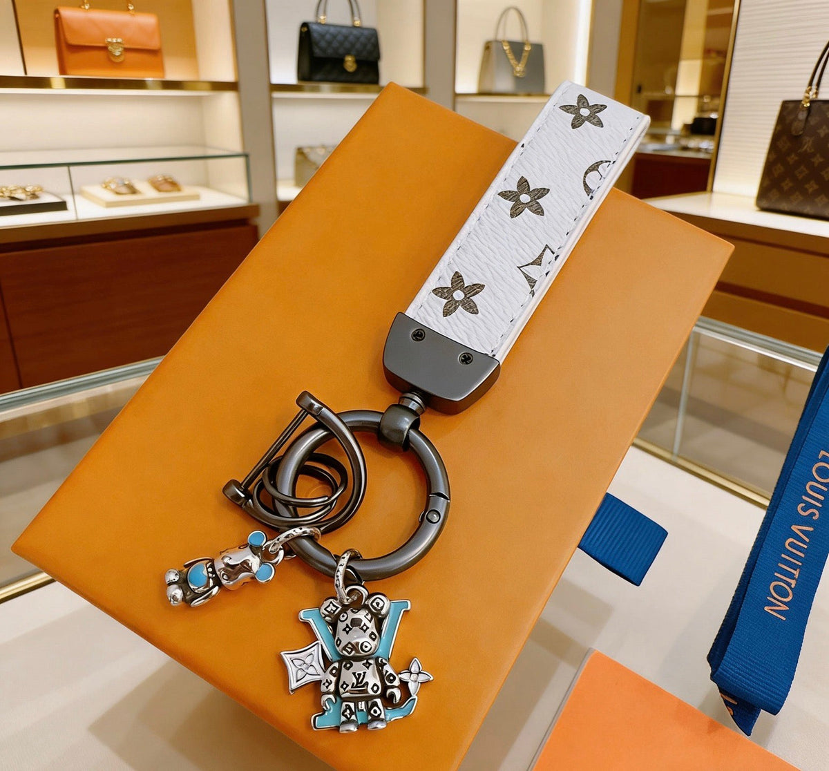 Martin Graham keychain in polished metal-tone – front product view