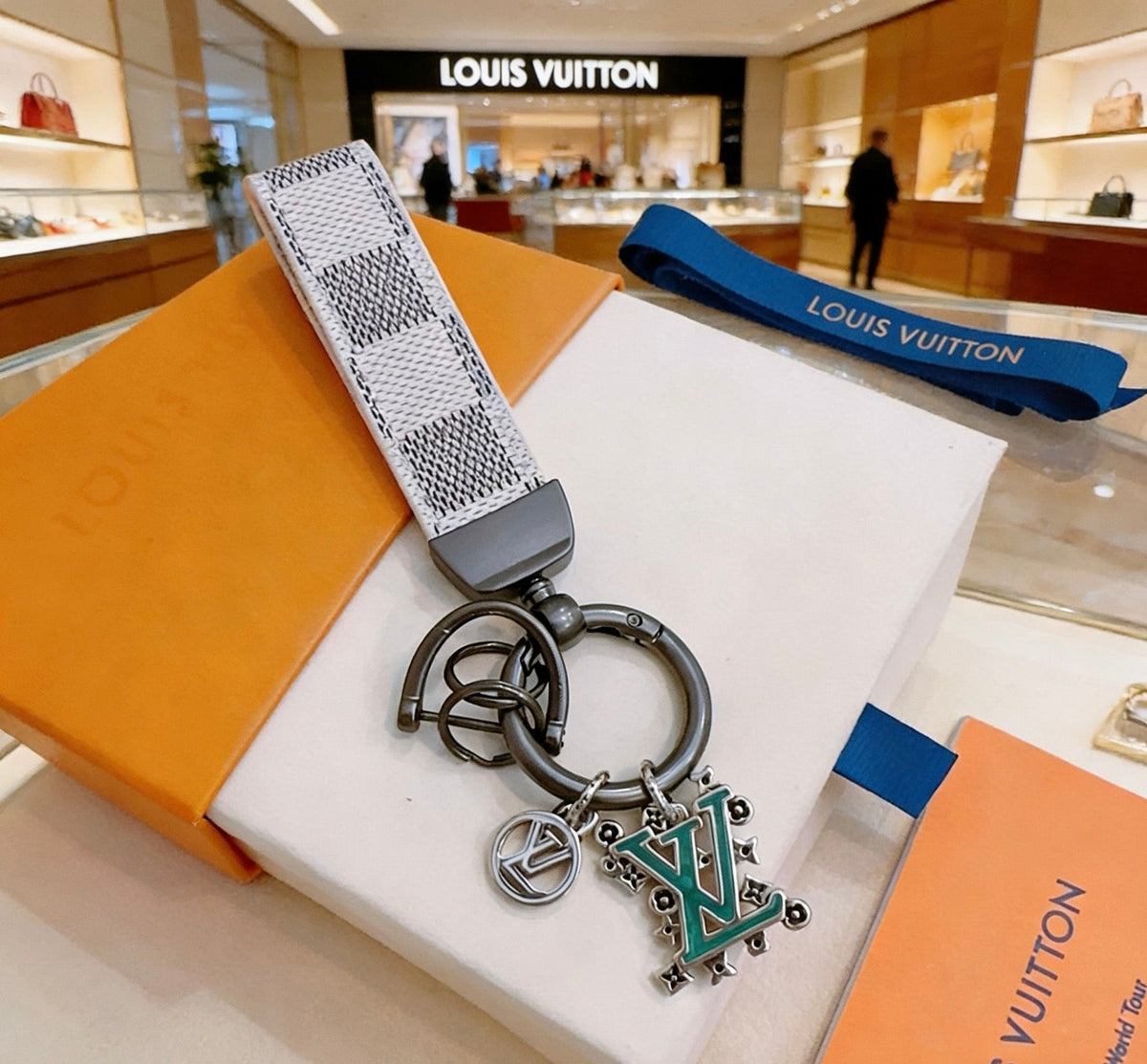 Martin Graham keychain in polished metal-tone – front product view