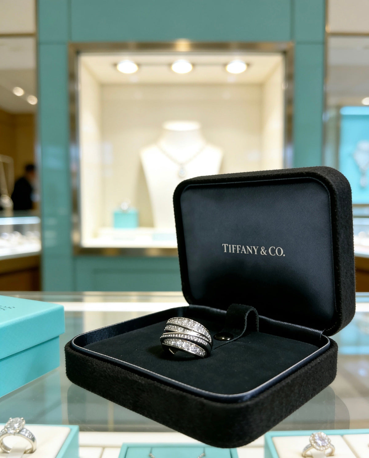 Martin Graham ring in polished metal-tone – front product view