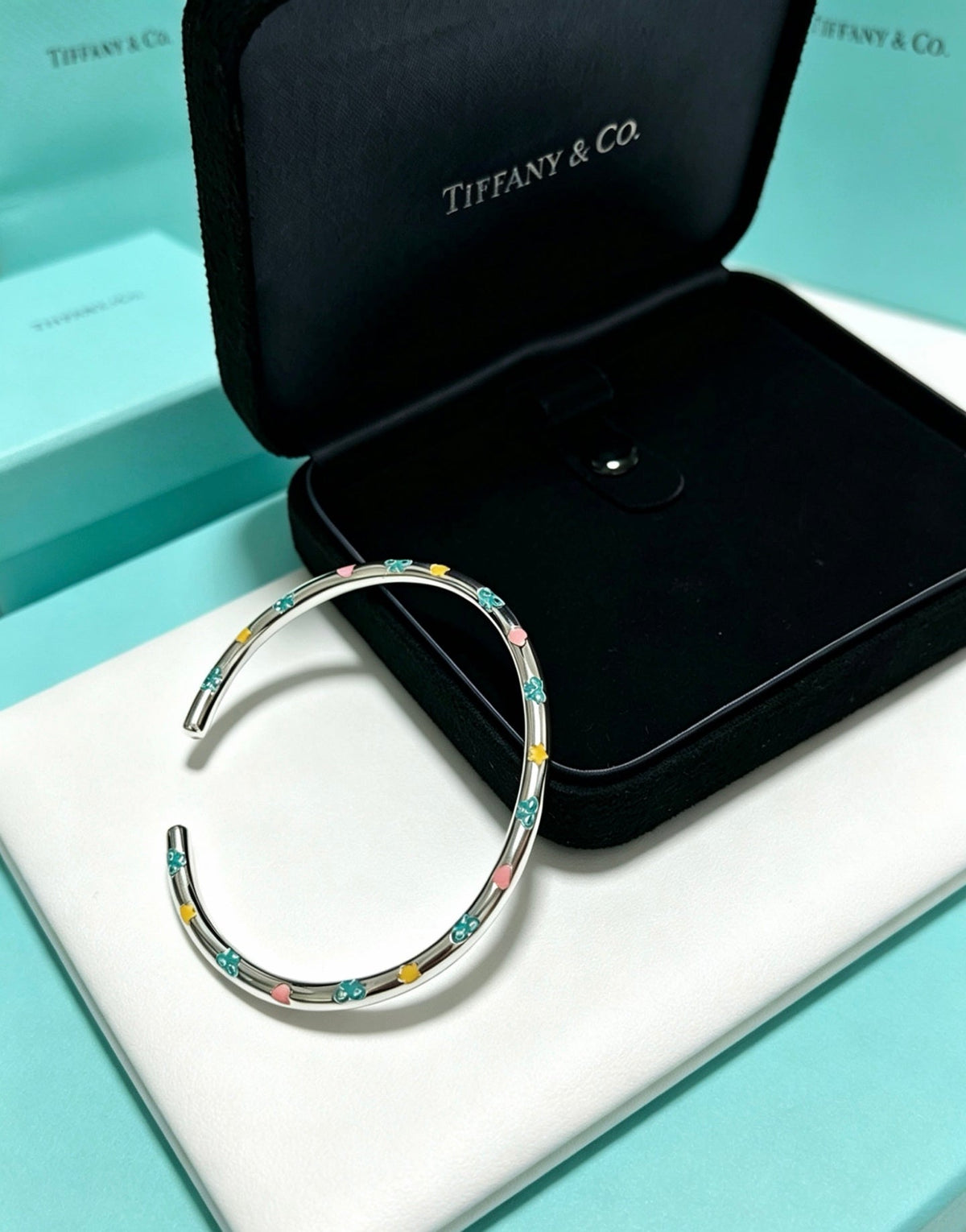 Martin Graham bangle in polished metal-tone – front product view