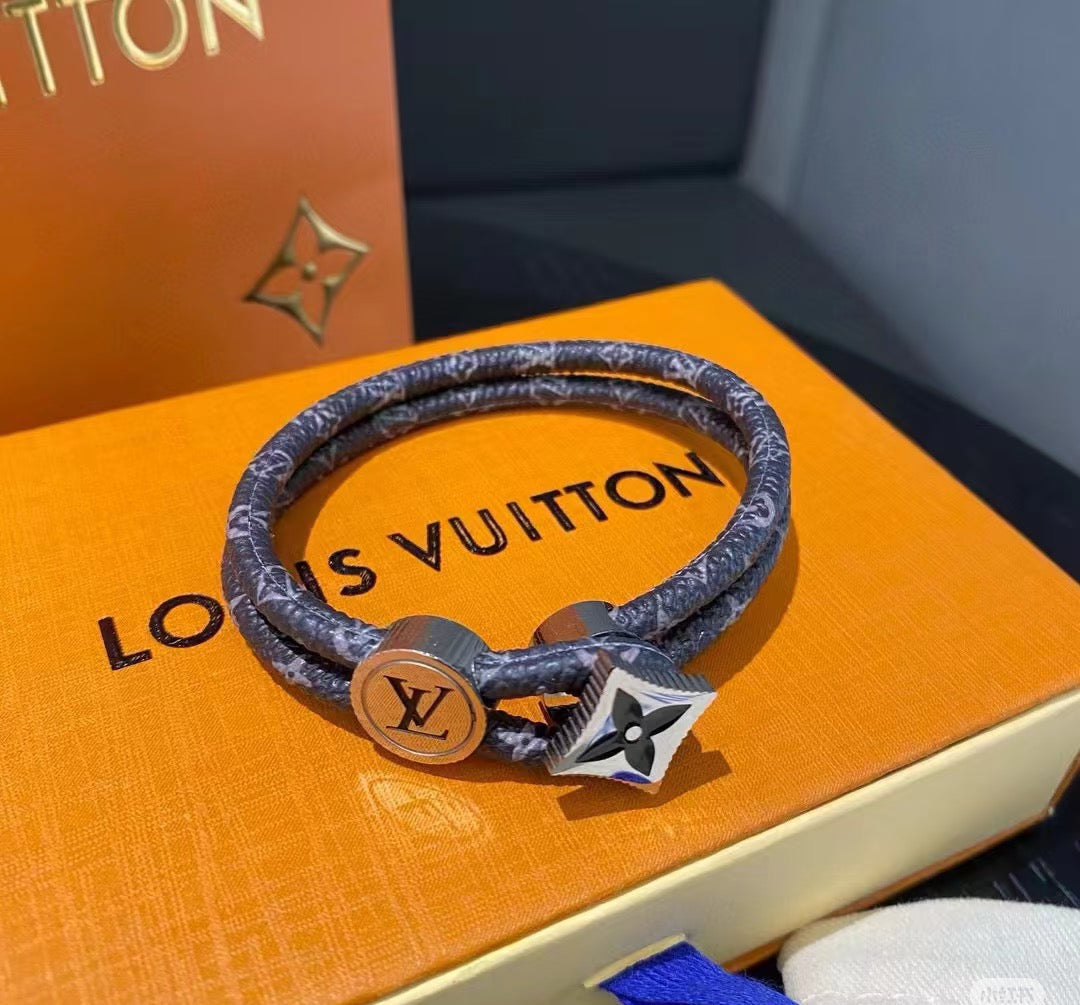Martin Graham bangle in polished metal-tone – styled product view