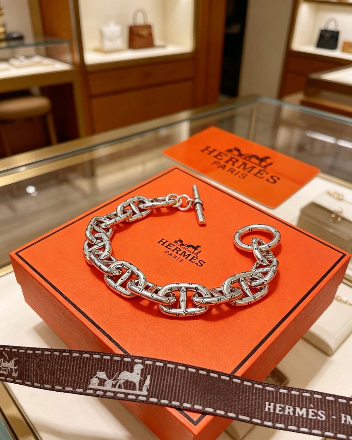 Martin Graham bracelet in polished metal-tone – front product view