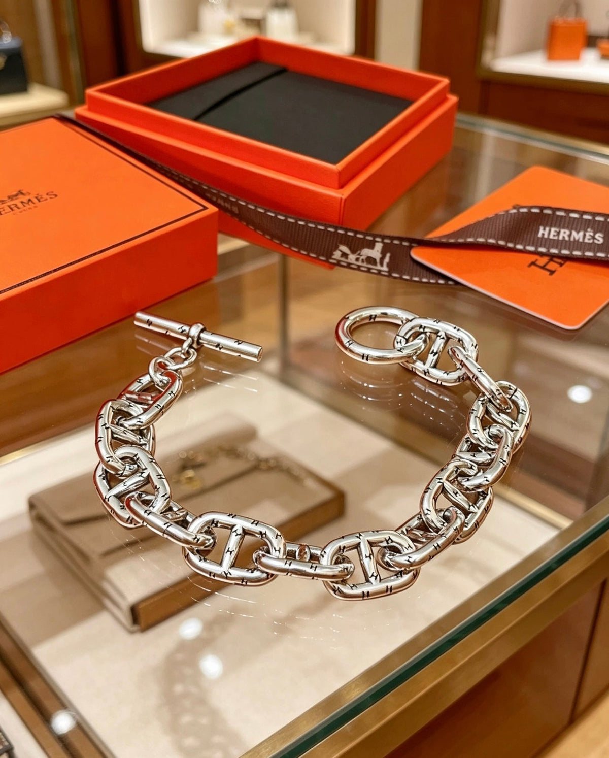 Martin Graham bracelet in polished metal-tone – front product view