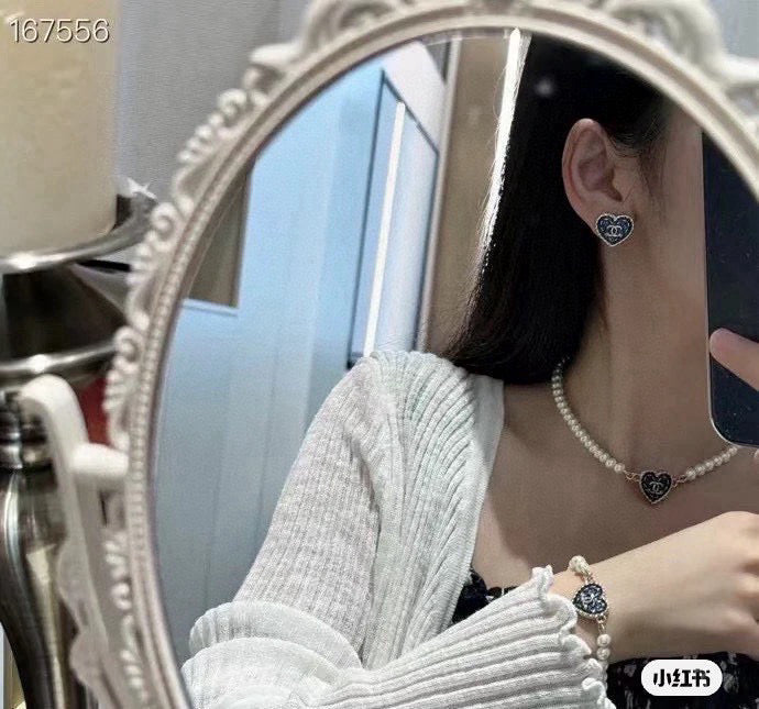 Martin Graham bracelet in polished metal-tone – styled product view