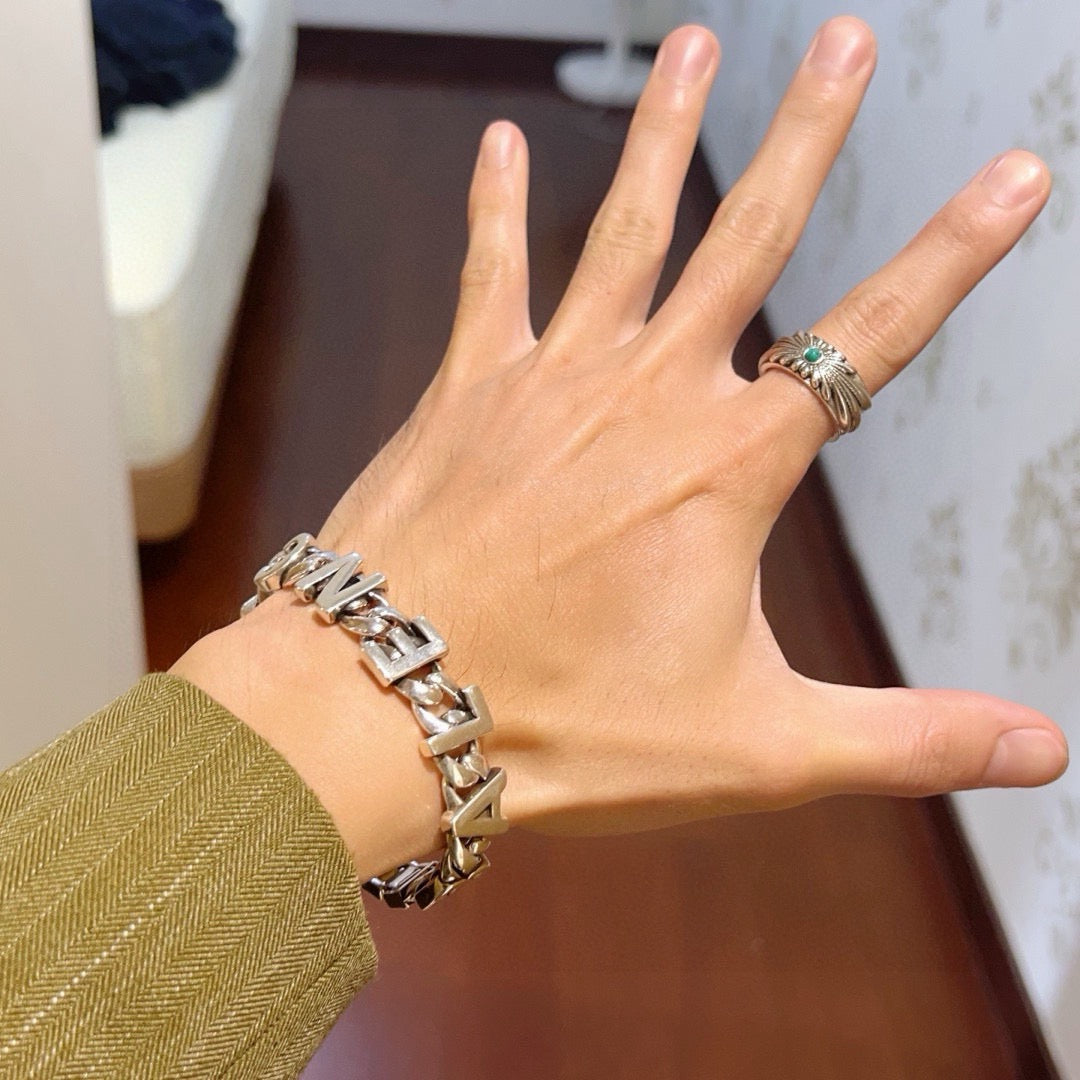 Martin Graham bracelet in polished metal-tone – detail view