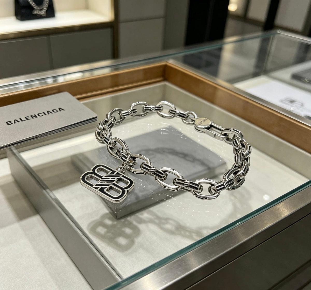 Martin Graham bracelet in polished metal-tone – front product view