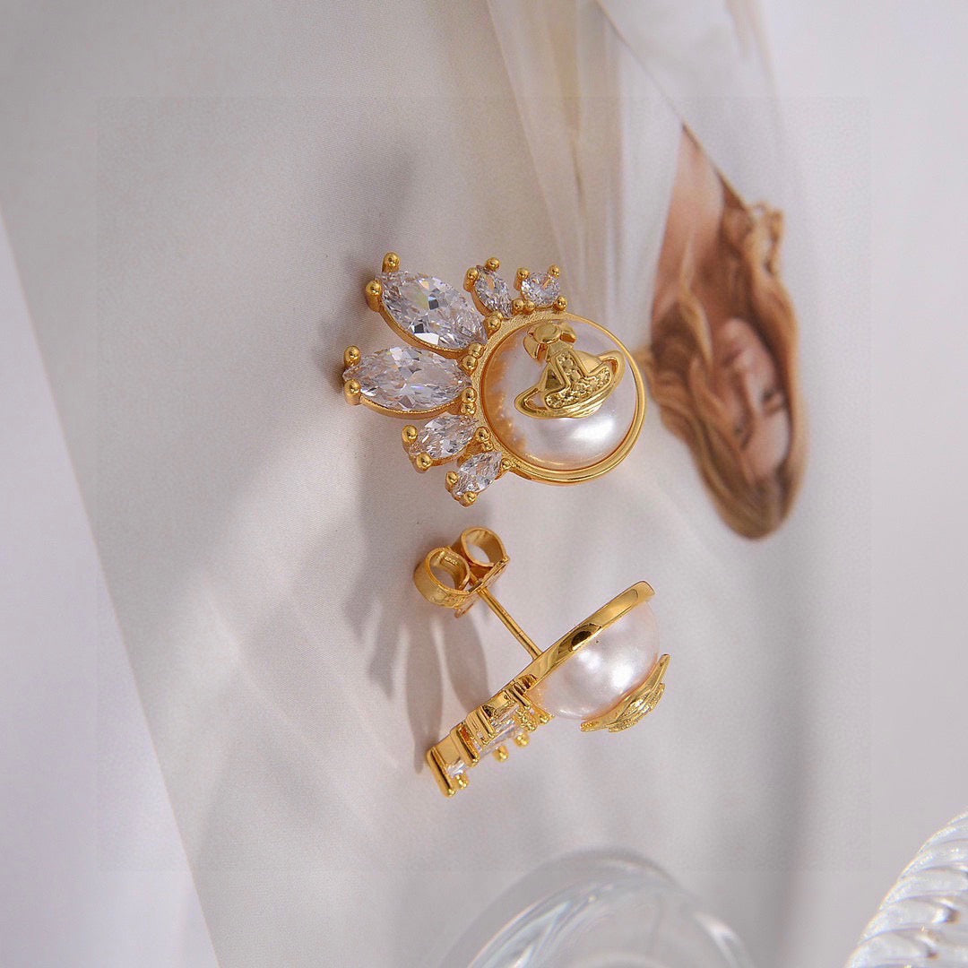 Martin Graham stud earrings in polished metal-tone – side detail