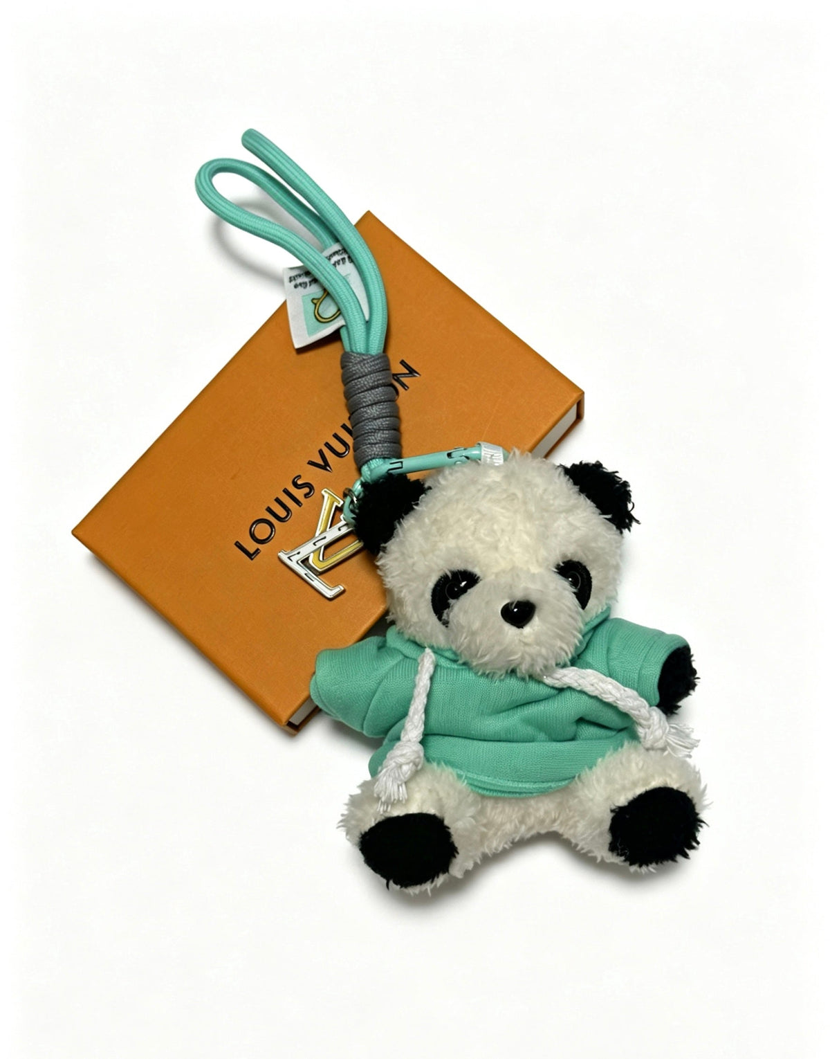 Martin Graham keychain in polished metal-tone – detail view