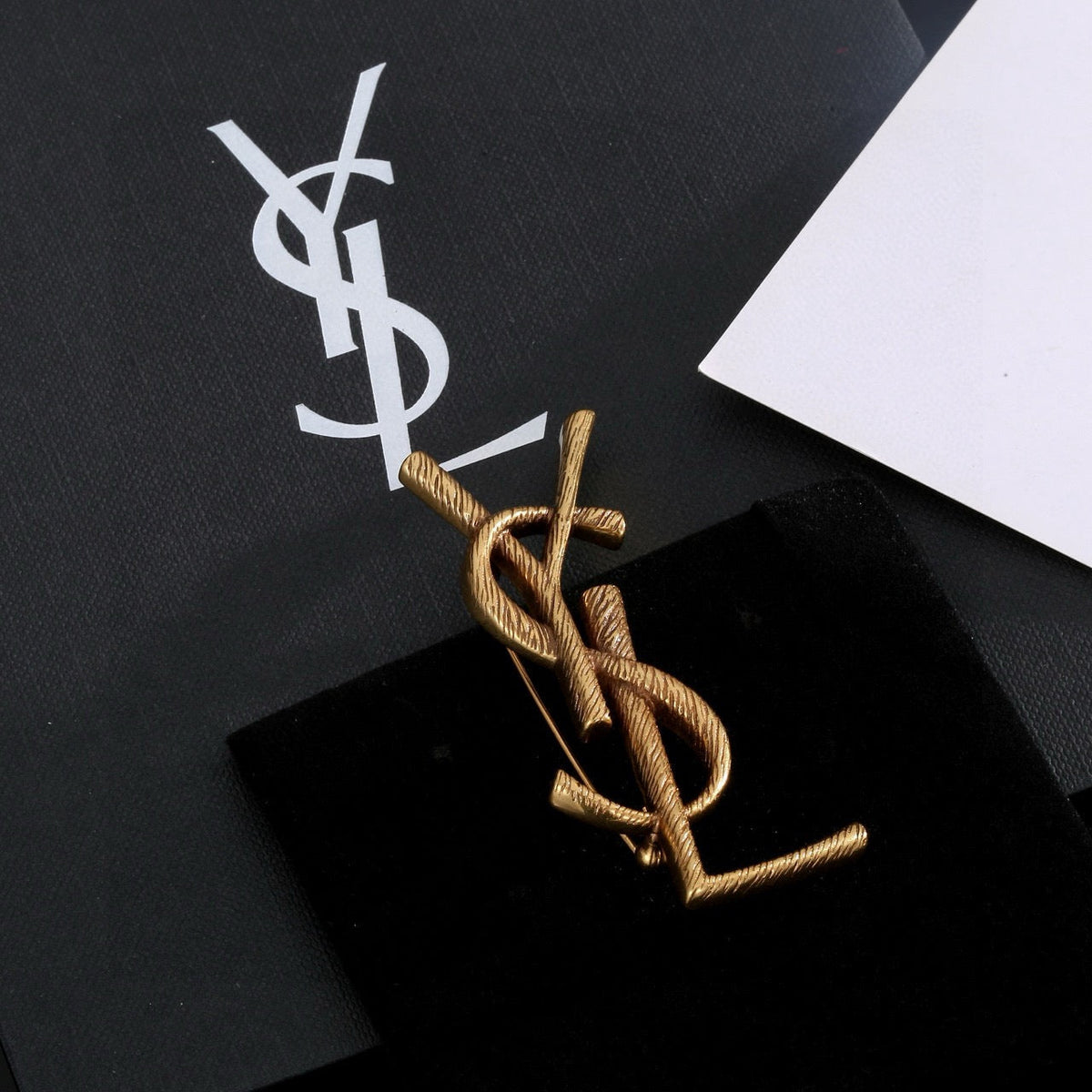 Martin Graham brooch in polished metal-tone – close-up detail