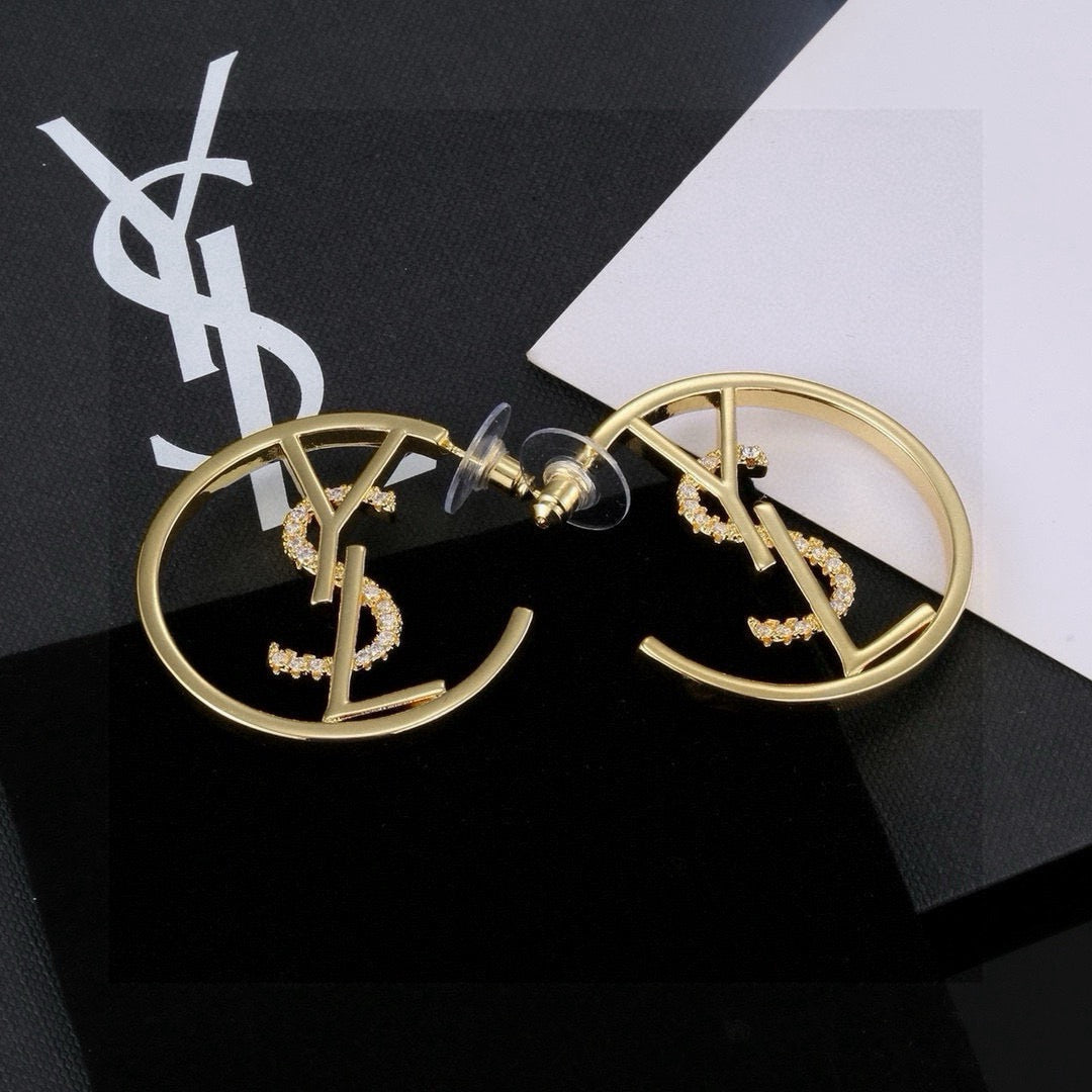 Martin Graham stud earrings in polished metal-tone – side detail