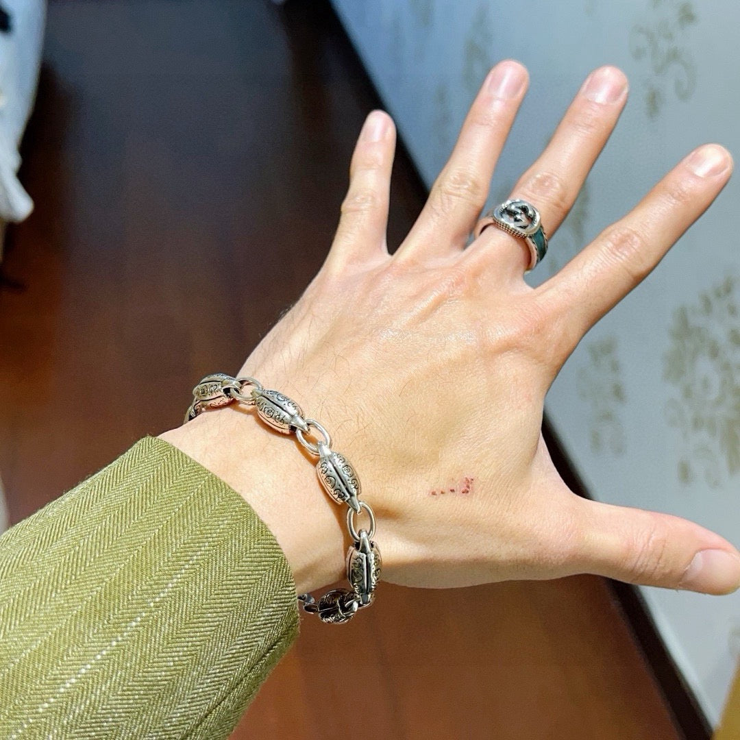 Martin Graham bracelet in polished metal-tone – detail view
