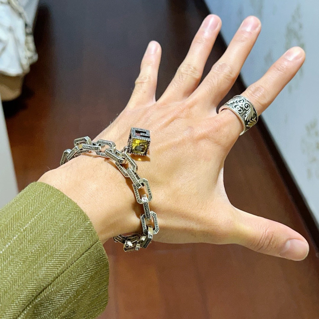 Martin Graham bracelet in polished metal-tone – detail view