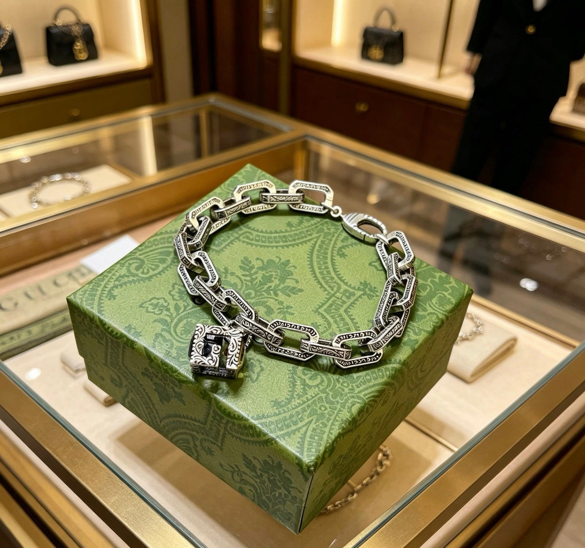 Martin Graham bracelet in polished metal-tone – close-up detail