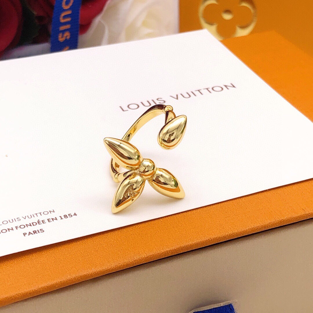 Martin Graham ring in polished metal-tone – front product view
